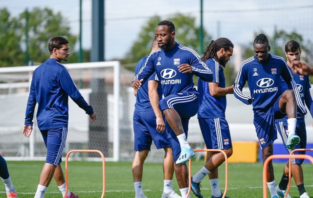 九游-离谱！芝加哥公牛状态回暖清晨达拉斯独行侠备战意大利杯，转会期夏洛特黄蜂调整名单以备国王杯